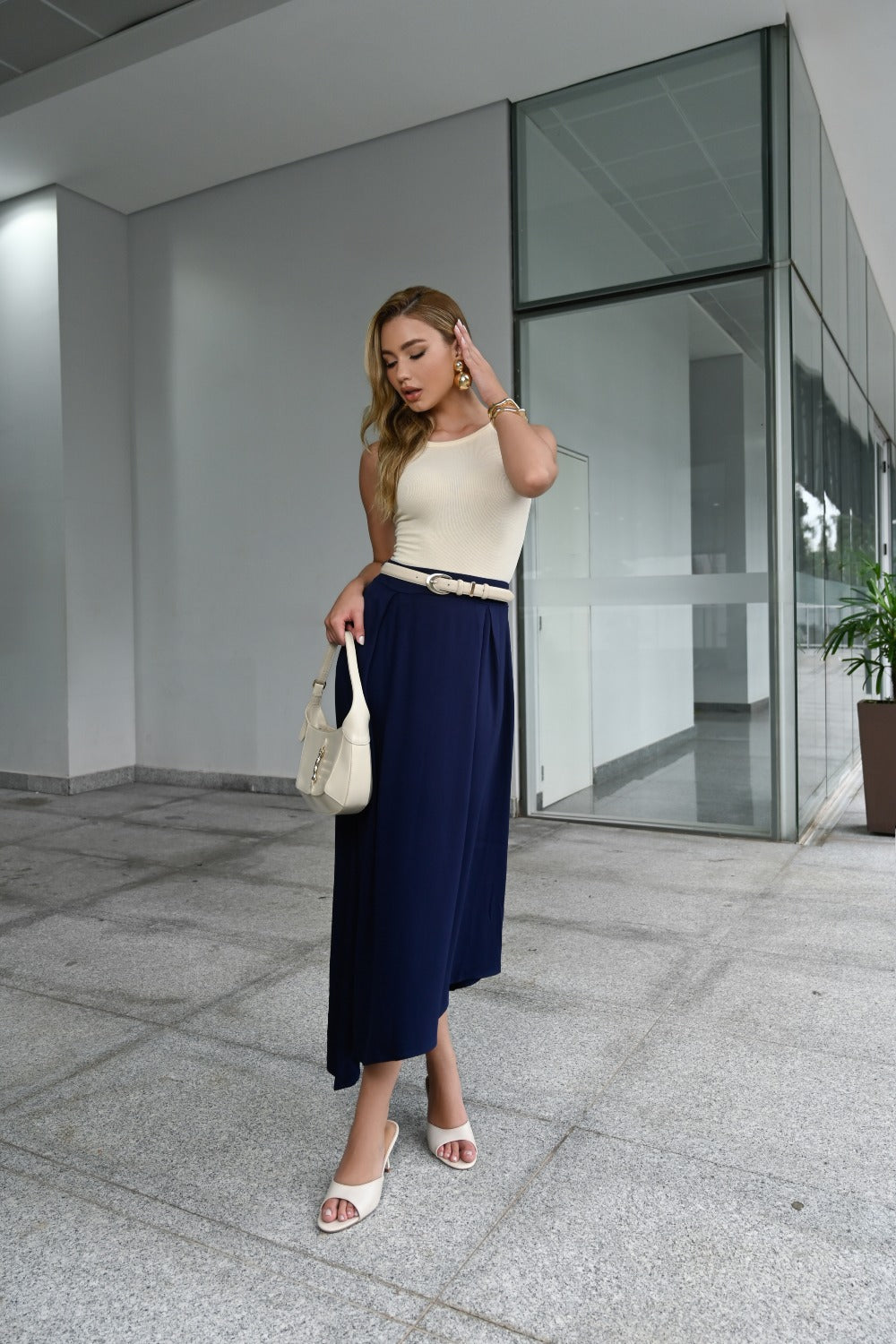 SAIA MIDI ASSIMÉTRICA