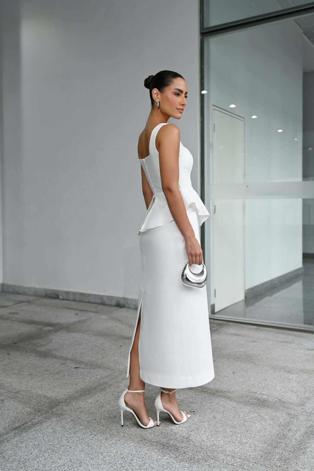 VESTIDO MIDI PEPLUM